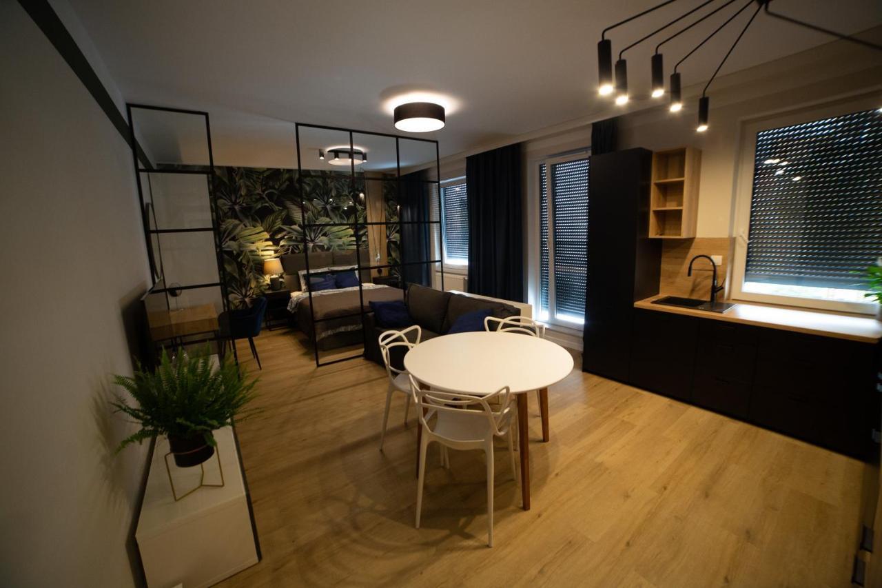 Studio La Palma Garbary 32 Apartment Poznan Bagian luar foto