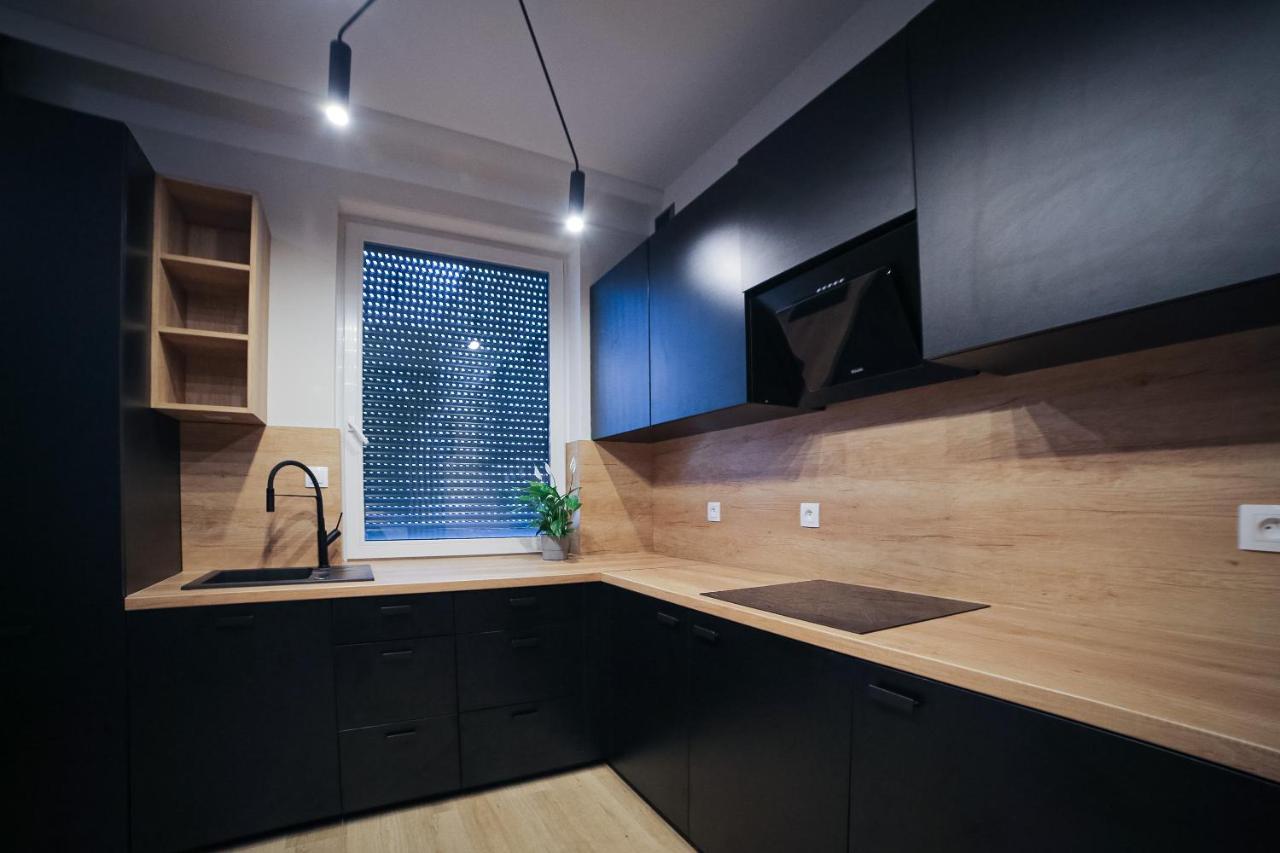 Studio La Palma Garbary 32 Apartment Poznan Bagian luar foto